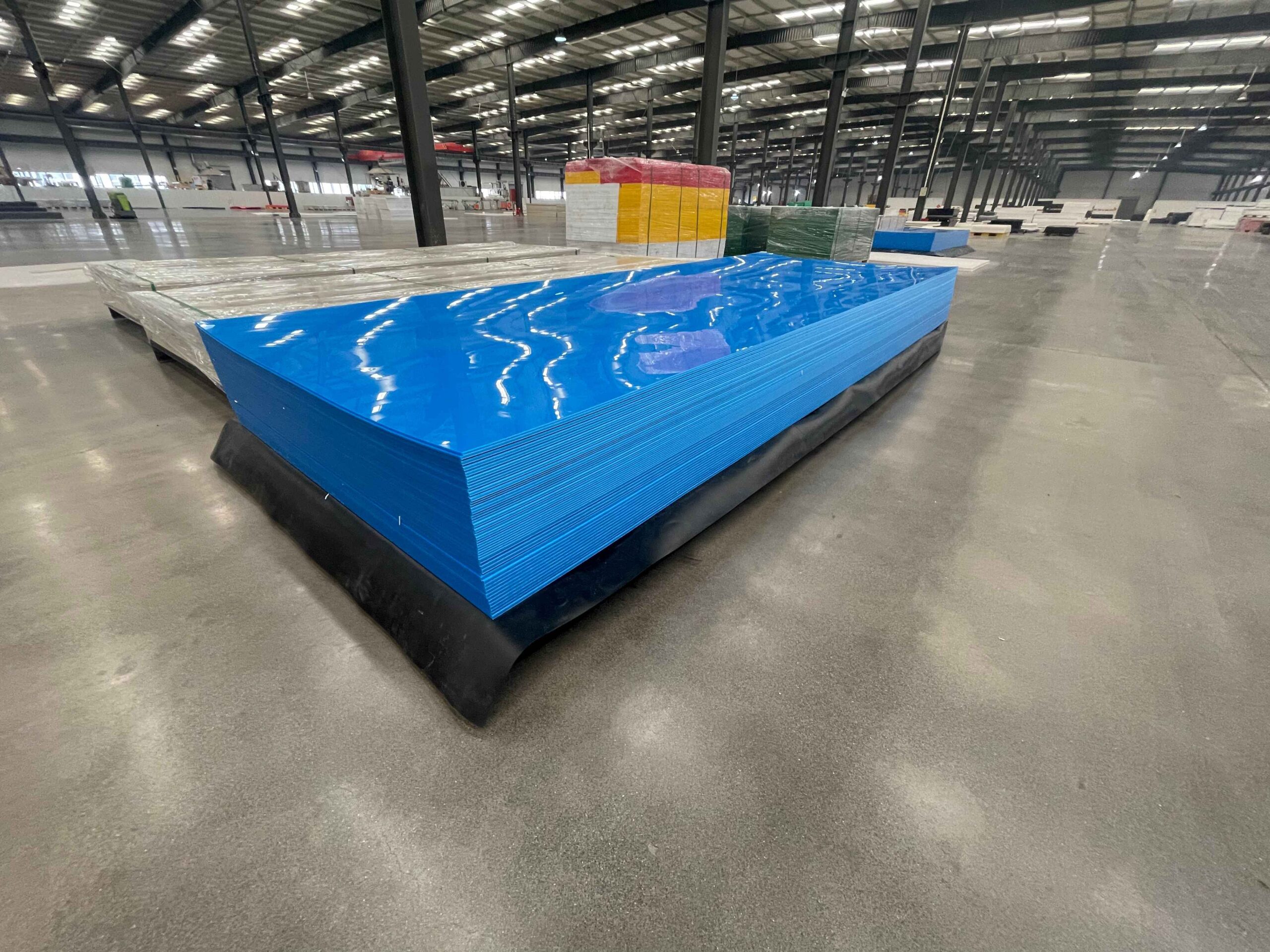 Maßgeschneiderte HDPE-Platten: Leichte, langlebige und chemikalienbeständige Lösungen